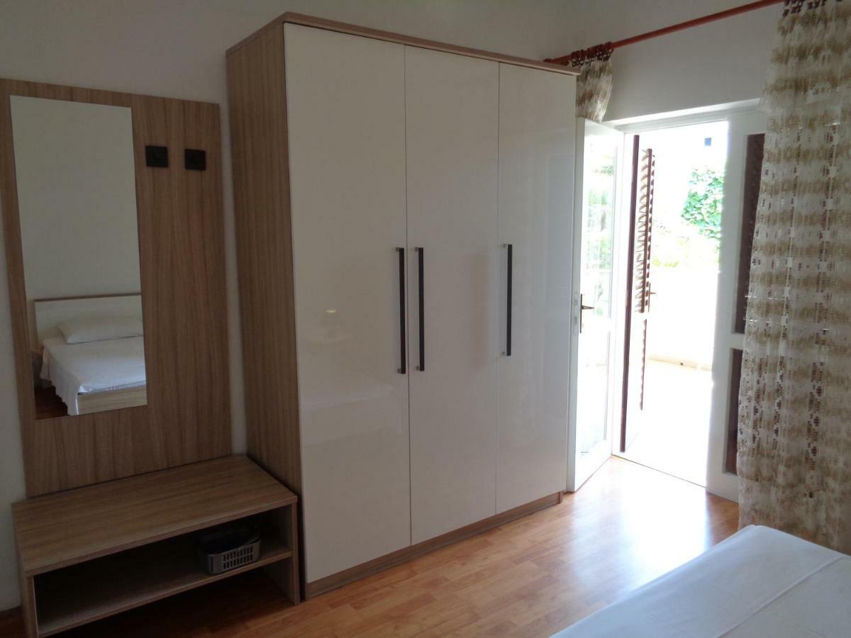 Apartments Grakalic Great Location ميدولين المظهر الخارجي الصورة
